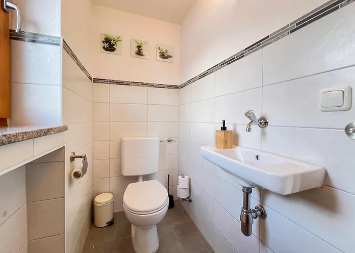 דירה Ღliboria I Aidling Panorama Stilvolles Ferienhaus Mit Bergblick