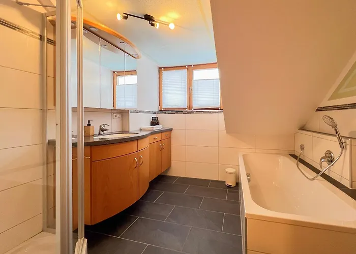 Apartmán Ღliboria I Aidling Panorama Stilvolles Ferienhaus Mit Bergblick Riegsee