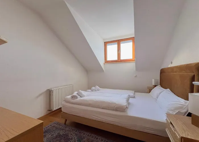 דירה Ღliboria I Aidling Panorama Stilvolles Ferienhaus Mit Bergblick *