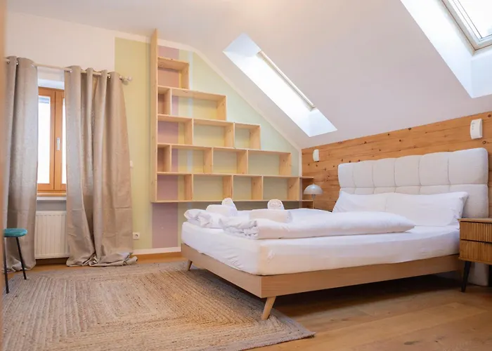 Apartmán Ღliboria I Aidling Panorama Stilvolles Ferienhaus Mit Bergblick Riegsee